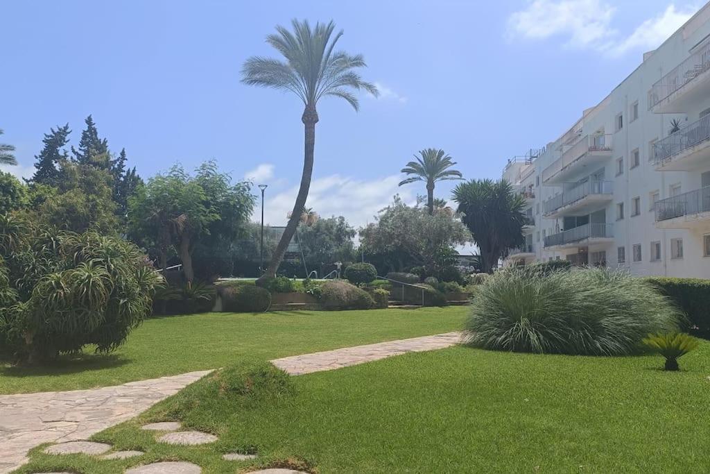 Apartamento 1ª Linea De Playa Alicante Bagian luar foto